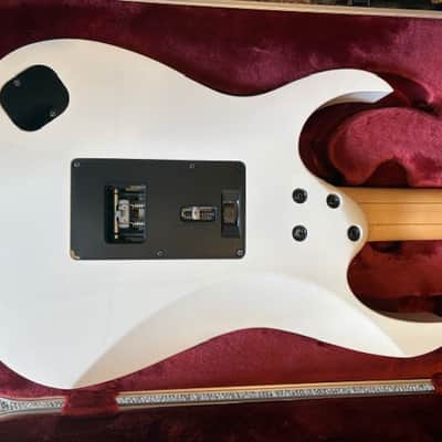 Ibanez RG2550 MZ Prestige 2008 - Galaxy White image 12