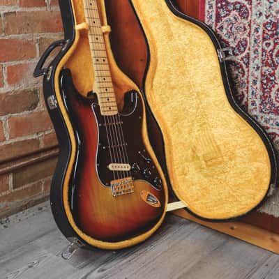 Fender Stratocaster Hardtail with 3-Bolt Neck, Maple Fretboard 1977 - Sunburst image 14