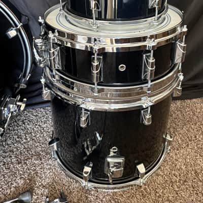 Taye Studio Maple 4-piece kit - 20, 10, 15 with matching 5 by 14" snare 2000's - Piano Black Lacquer image 4