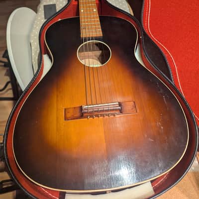 Levin Model 52 1946 - Sunburst image 6