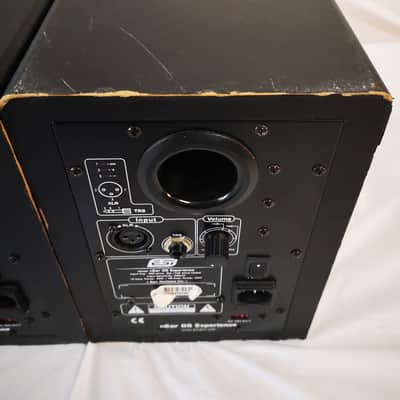 ESI nEar 05 eXperience 5" Studio Reference Monitors - Sold As A Pair In Great Condition - image 14