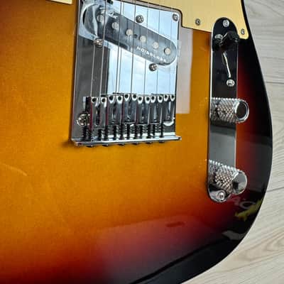Fender American Ultra II Telecaster Maple Fingerboard Electric Guitar, Ultraburst image 8