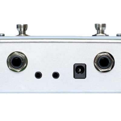Poly Effects Josh Smith Flat V Dual-Channel Gain Pedal [DEMO] image 3