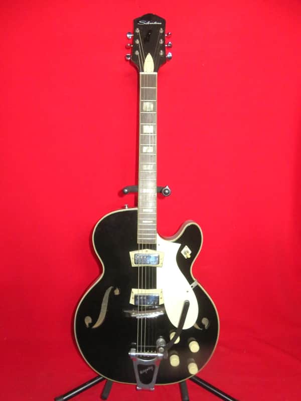 Silvertone 1966 Black 1446 Chris Isaak Guitar w/ Case