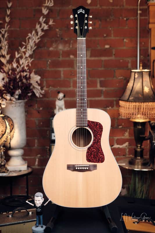 Guild D-40 Standard - With Hardshell Case! image 1