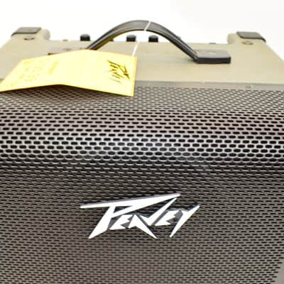 Peavey MAX 100 100-Watt 1x10" Bass Combo Amp image 4