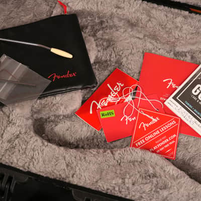 Fender American Professional Stratocaster 2017 – Candy Apple Red, OHSC & Case Candy (NOS Condition) image 16
