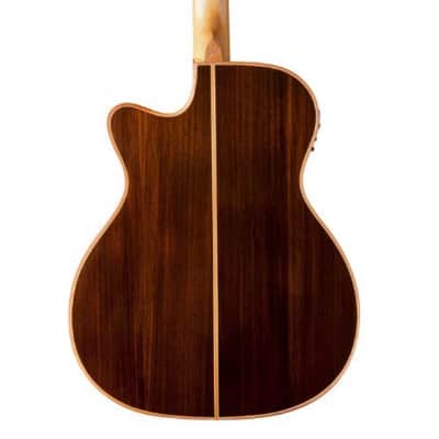Washburn G25SCE Comfort Deluxe 25 Series Grand Auditorium Cutaway Acoustic Electic Guitar. Natural Item ID: WCG25SCE-O-U image 2