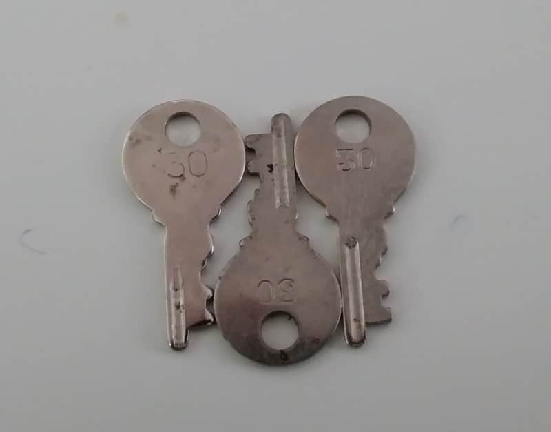 Fender Pair of Vintage 1970's Cheney 30 Fender Guitar/Bass Case Keys Rare Case Candy 1960's image 1