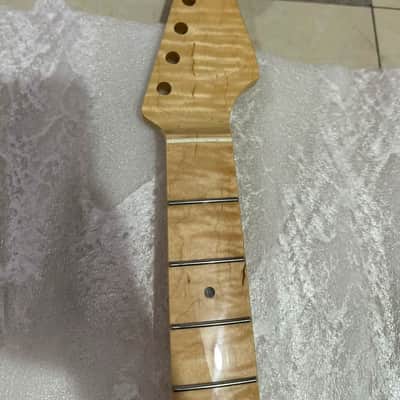 Veneer Tiger Maple Top Mahogany Guitar Strat Style Body with Maple Neck DIY Project image 6