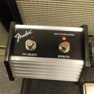 Fender Super Champ X2 Head and Cab W/ footswitch Black image 8