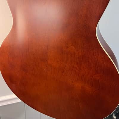 Godin 5th Avenue CW Kingpin II HB 2010s - Cognac Burst image 4