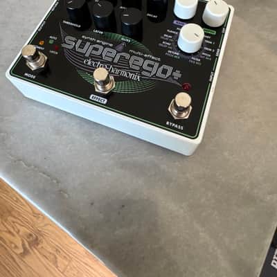 Electro-Harmonix Superego + Plus Freeze Type Pedal image 2