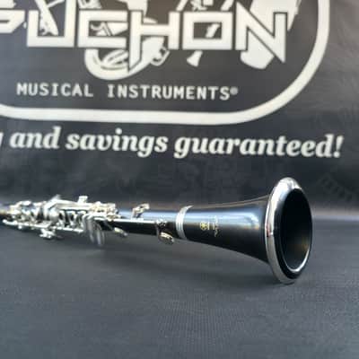 Yamaha YCL-650 Grenedilla  Wood Bb Clarinet Silver Keys - Professional image 4