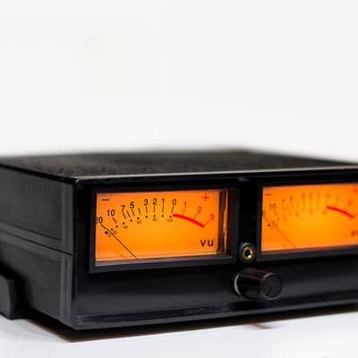 Vintage Look VU Meter Audio Visualizer Stereo Double Analog Warm Lamp & Ice Blue Led Above Display image 1