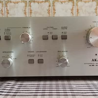 Akai AM 2400 hi fi stereo amplifier (1978) image 1