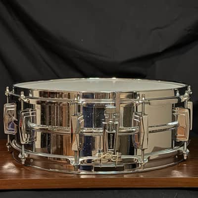 Ludwig No. 400 Supraphonic 5x14" 10-Lug Aluminum Snare Drum with Pointed Blue/Olive Badge 1969 - 1979 - Chrome-Plated image 4