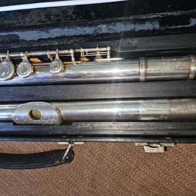 Yamaha YFL-225S Silver-Plated Flute, Good Condition, Japan, decorated case. image 10