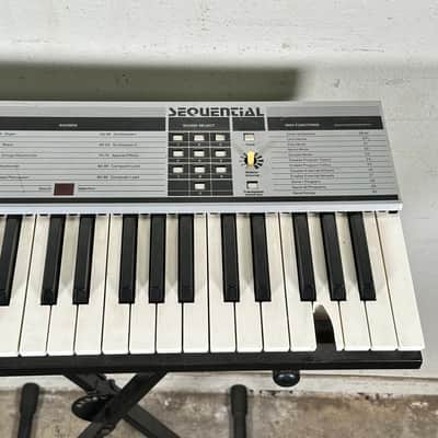 Sequential 620 Max 49-Key 6-Voice Polyphonic Synthesizer imagen 2
