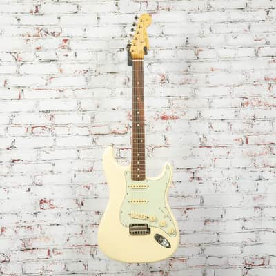 Fender - Vintera 60's Modified Stratocaster Electric Guitar - Olympic White w/Seymour Duncan JB Jr. Bridge PUP Installed - w/ Bag USED image 10
