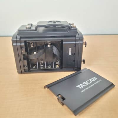 TASCAM DR-60DmkII 4-Track Portable Audio Recorder for DSLR Filmmakers - used **mint in box!! image 4