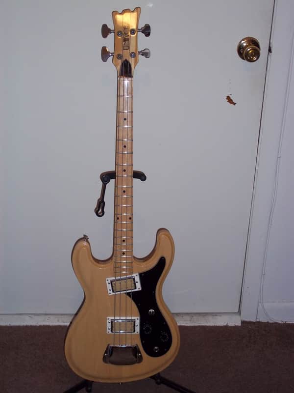 Univox Hi-Flyer Bass Natural image 1
