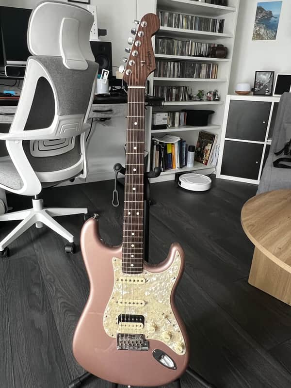 Fender Limited Edition American Professional Stratocaster HSS Shawbucker with Rosewood Neck 2019 Rose Gold image 1