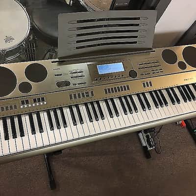 Casio AT5 76-Key Oriental Keyboard