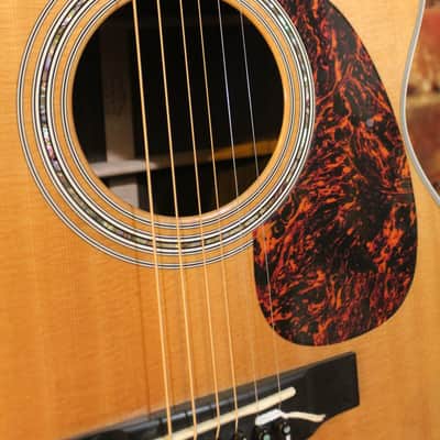 2003 Martin Standard Series J-40 — Natural image 5