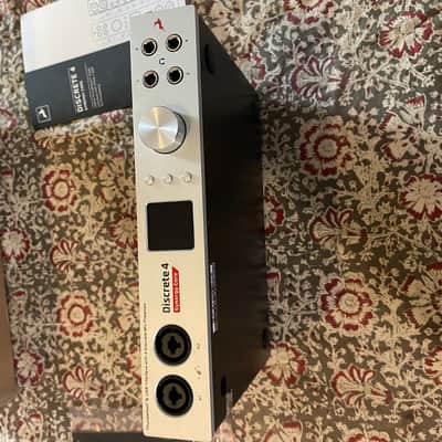 (Mint In Box) Antelope Audio Discrete 4 Synergy Core Thunderbolt / USB Audio Interface with Onboard DSP 2019 - Present - Silver image 2