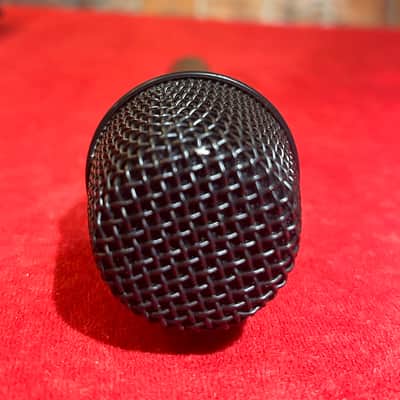 AKG P5 Perception Super Cardioid Dynamic Vocal Microphone 2010s - Black image 9