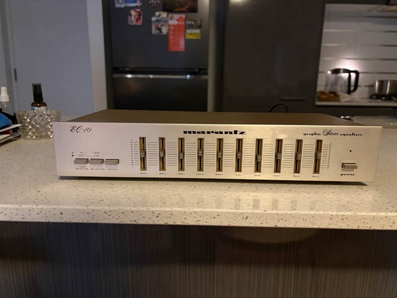 Marantz EQ-10 graphic stereo equalizer 1980 - Silver image 1