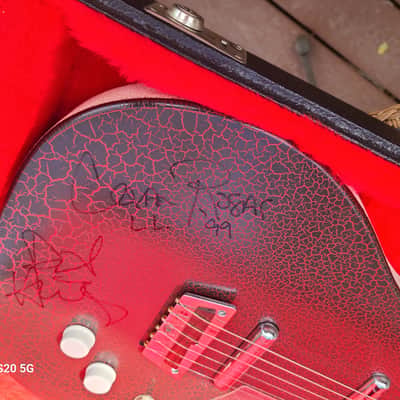 Jerry Jones guitar signed by Los Lobos C Rosas, D Hidalgo 2 pickup 1990s - Gator Crackle image 3