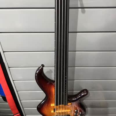 F Bass BNF5 2004 - Sunburst image 3