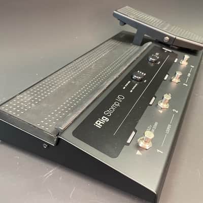 IK Multimedia iRig Stomp I/O Pedalboard Audio Interface w/ Original Box & Carry Bag image 7