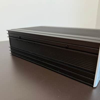 Musical Fidelity X-Pre V3 (Preowned) Excellent Condition comes with remote image 3