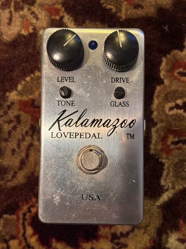 LovePedal Kalamazoo ギターエフェクターリハで1度使用 Lovepedal Kalamazoo」レビュー！サウンド＆生産時期の違いについて