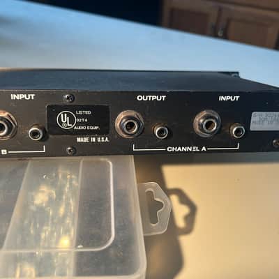 BBE 422A Sonic Maximizer with rack mount bolts & washers. image 7