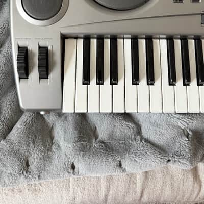 Casio WK-1630 76-Key Workstation Keyboard image 3