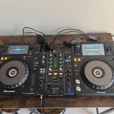 Pioneer DJ Setup | XDJ 1000 | CDJ 900 Nexus | DJM-450 image 1