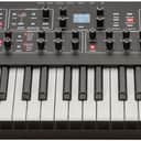 Dave Smith Instruments Prophet REV 2 (8 Voice)