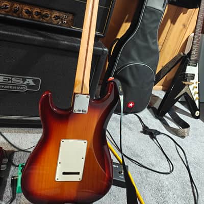 2017 Fender Standard Stratocaster Plus Top - Tobacco Sunburst Pau Ferro image 2