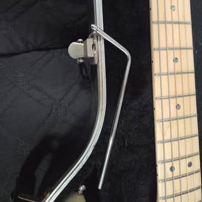 Fender Deluxe Stratocaster 2008 - White Pearl image 13