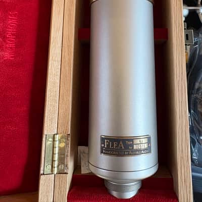 FLEA Microphones 47 Switchable Pattern Tube Condenser Microphone image 2