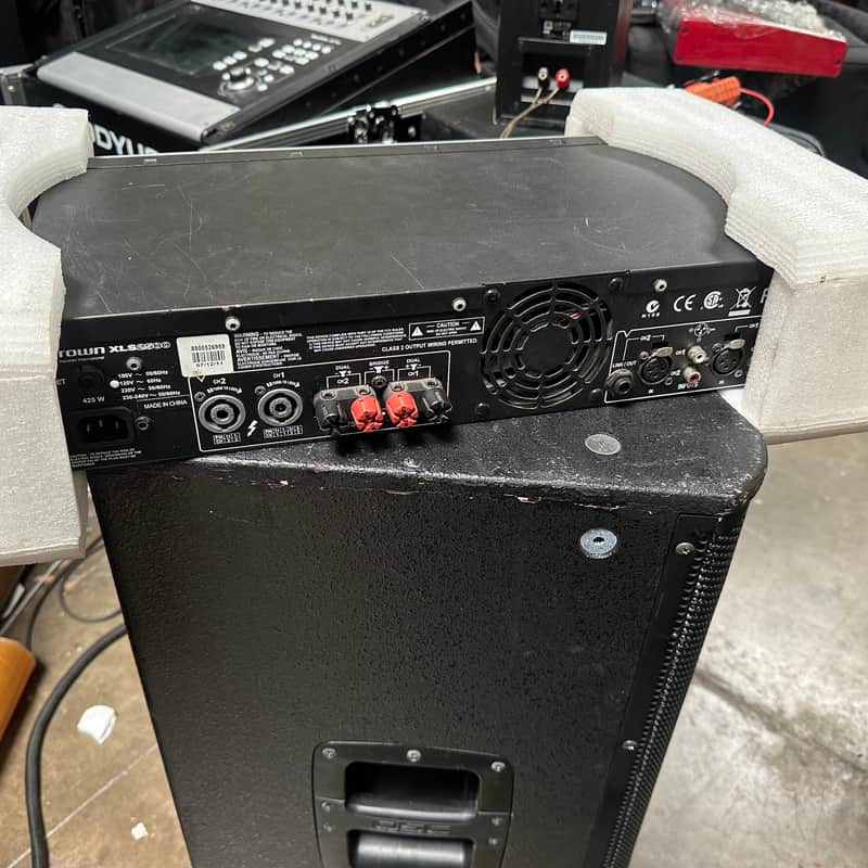 2010s Crown XLS 2500 2-Channel High Density Power Amplifier Si…