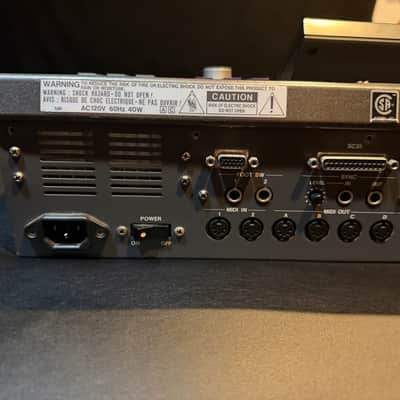 Akai MPC3000LE MIDI Production Center 1999 - 2001 - Black image 18