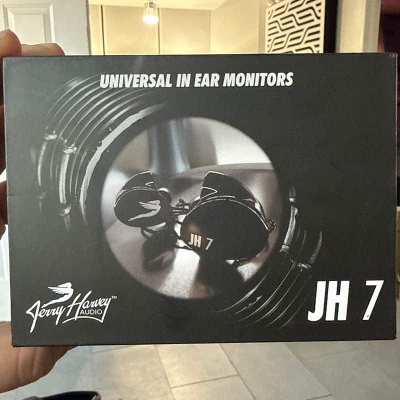 JH Audio JH7 2026 - Clear image 1
