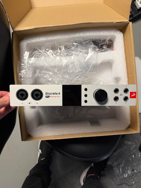 Antelope Audio Discrete 4 Pro Synergy Core 14x20 Thunderbolt USB Interface 2022 - Present - Silver image 1