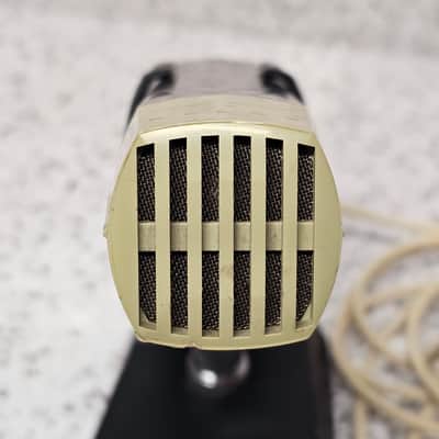 Vintage Microphone Tesla AMD 206L / 3pin connector + holder AYM 104 image 4