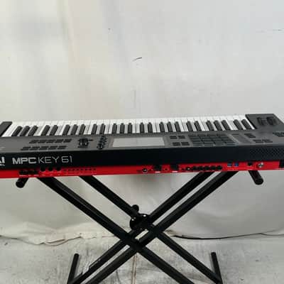 Akai MPC Key 61 Standalone Workstation Synthesizer 2020s - Black image 10